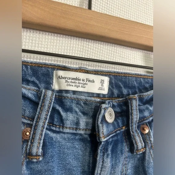 Abercrombie & fitch The ankle straight ultra high rise - Picture 4 of 4